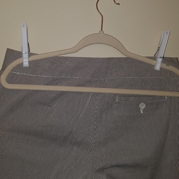 GAP Modern Fit Flare Striped Pants - Picture 3 of 6